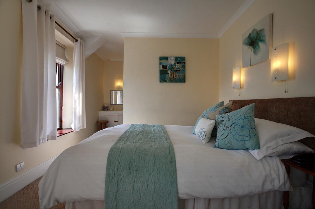 بيمبروك Rosedene Guest House المظهر الخارجي الصورة