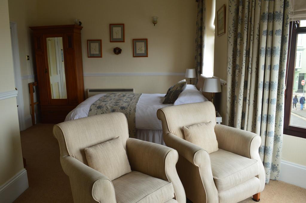 بيمبروك Rosedene Guest House المظهر الخارجي الصورة