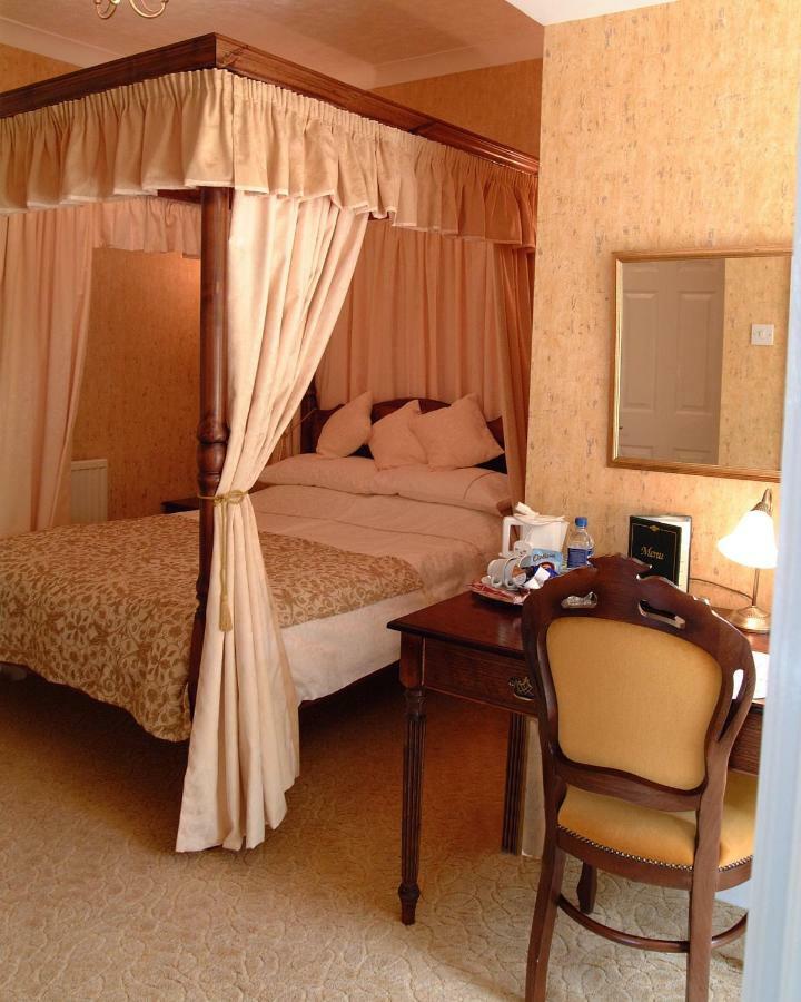 بيمبروك Rosedene Guest House المظهر الخارجي الصورة